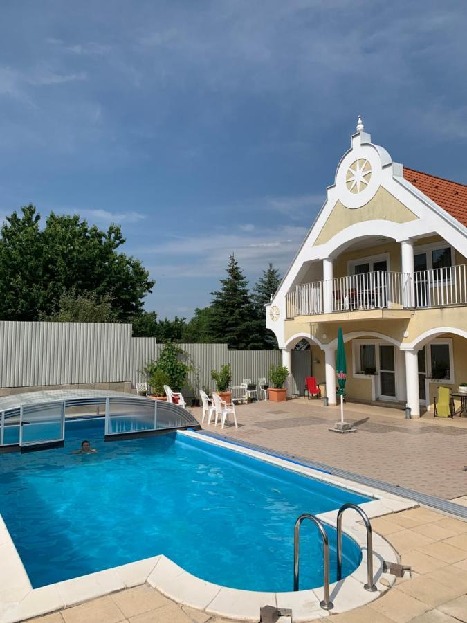 Lilium Villa Hévíz מראה חיצוני תמונה